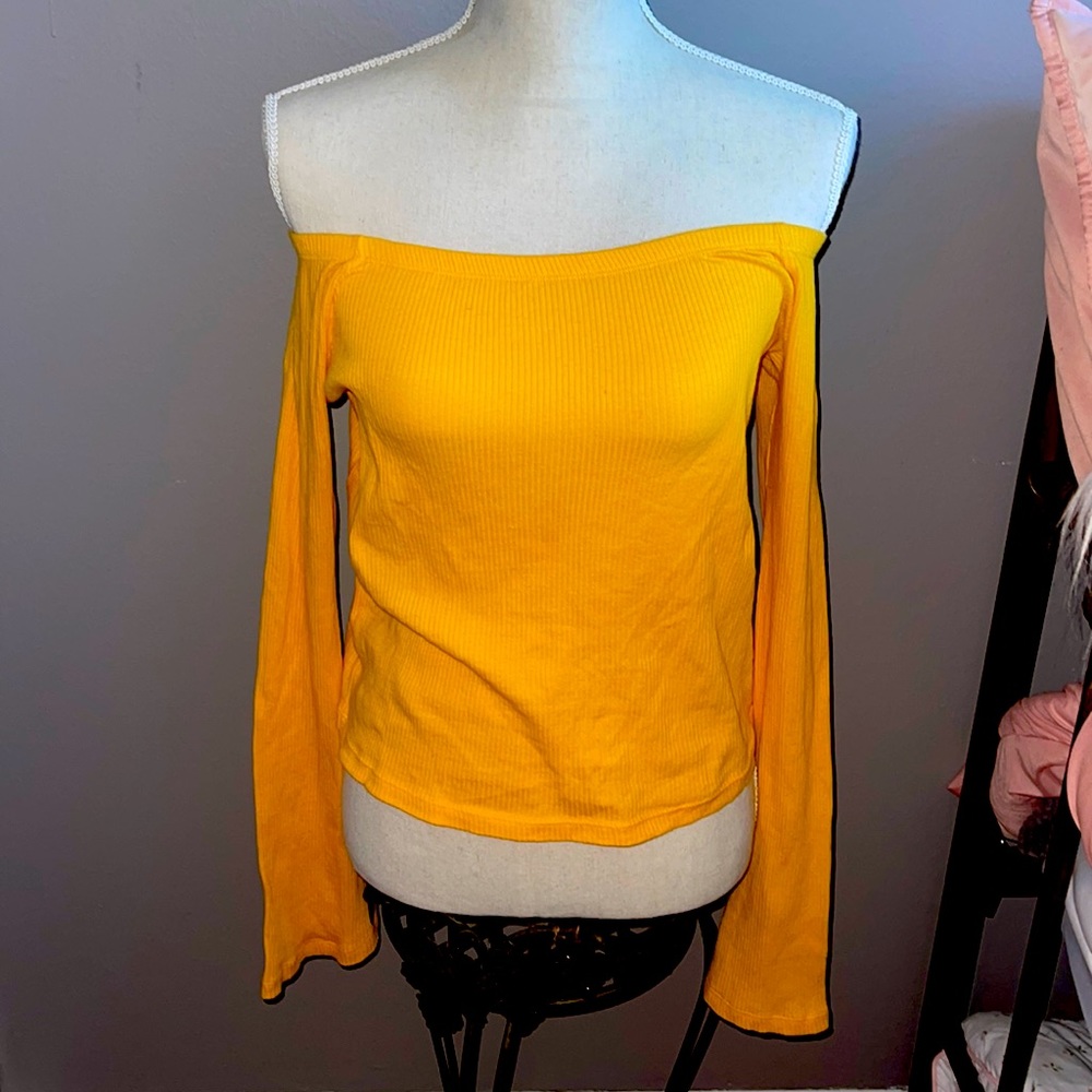 Strapless Long Sleeve Yellow Shirt